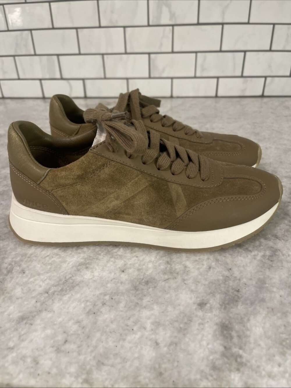 VINCE Ohara Oxford Sneakers Womens 5 Cypress Shoes Round Toe Lace Up Closure